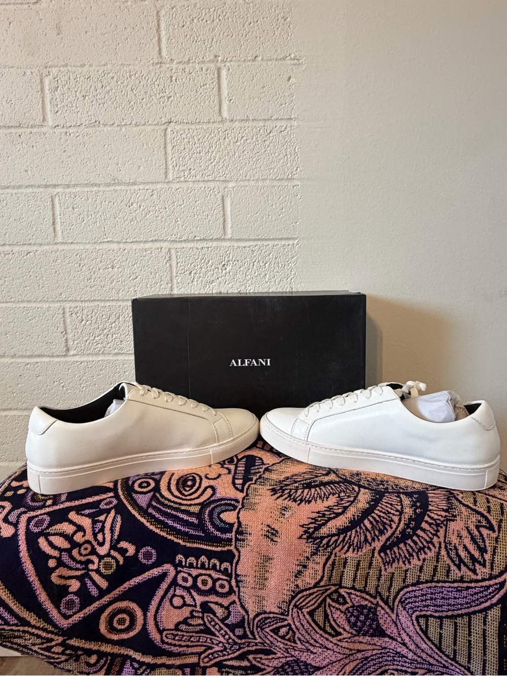Alfani Men’s White Leather Minimalist Sneakers - Picture 6 of 7